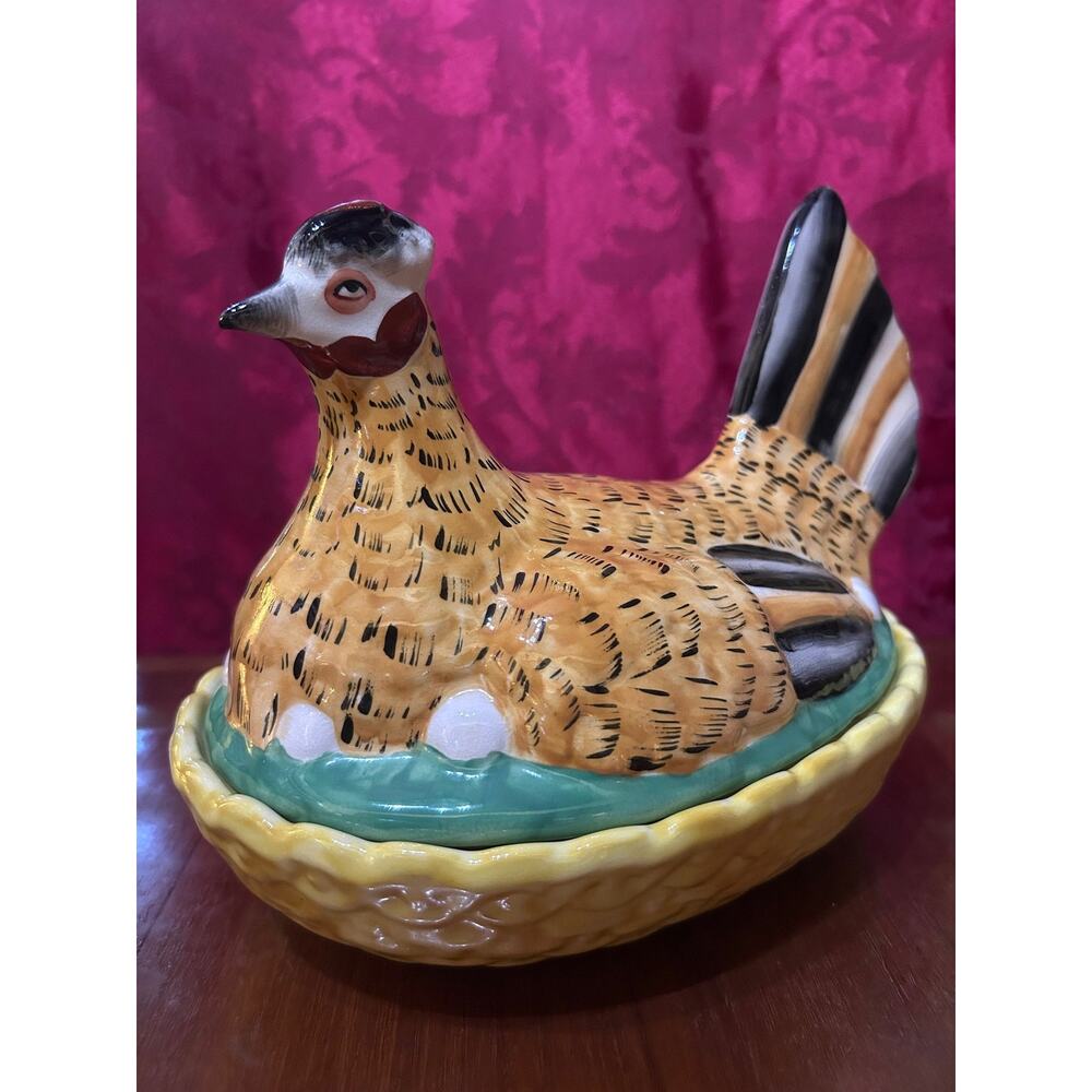 Vintage "Staffordshire" Hen on Nest Country Kitchen Collectible English Style